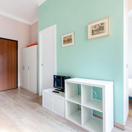 Garibaldi District Cosy Studio Apartment Milan Bagian luar foto
